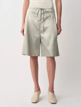 Shorts aus Mica-Satin Shorts aus Mica-Satin