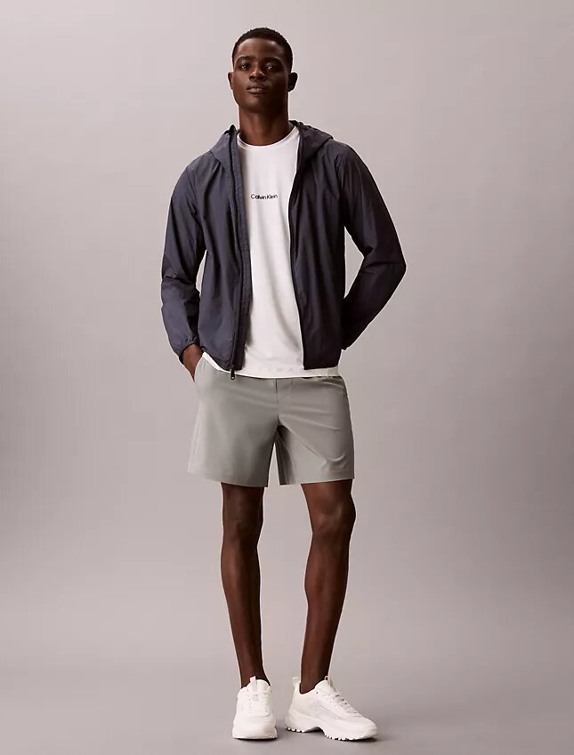 Shorts mit gewebtem Monogram Shorts mit gewebtem Monogram