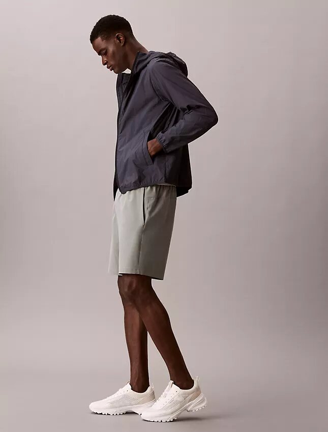 Shorts mit gewebtem Monogram Shorts mit gewebtem Monogram