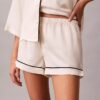 Shorts mit Satin-Glanz Shorts mit Satin-Glanz