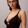 Sinnlicher Shapewear-Bodys aus Stretch-Spitze