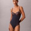 Sinnlicher Stretch-Spitzen-Bodys Sinnlicher Stretch-Spitzen-Bodys