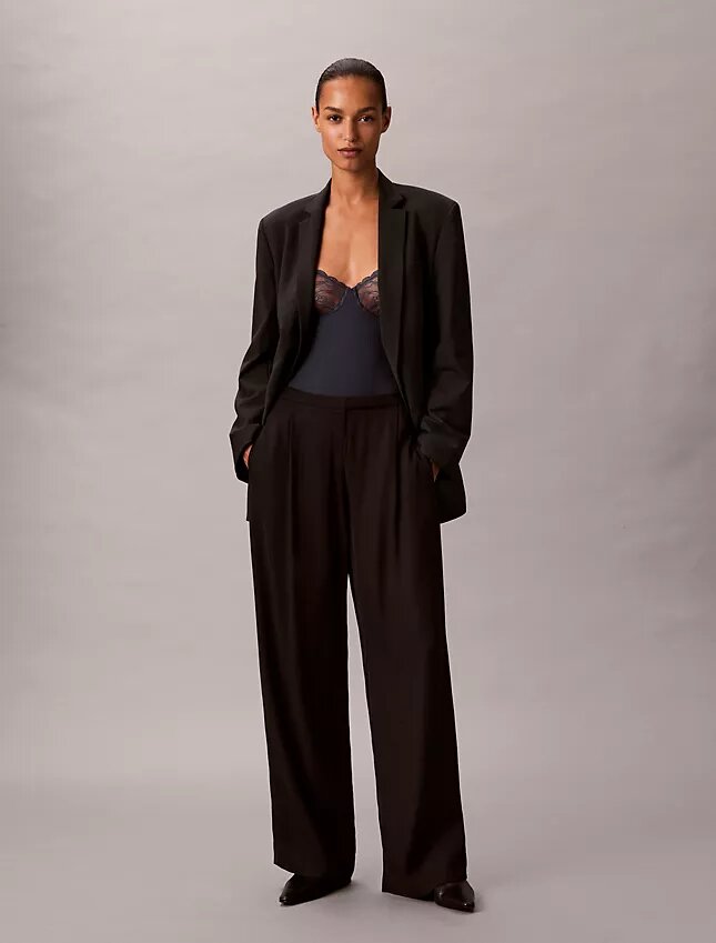 Sinnlicher Stretch-Spitzen-Bodys Sinnlicher Stretch-Spitzen-Bodys