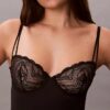 Sinnlicher Stretch-Spitzen-Bodys Sinnlicher Stretch-Spitzen-Bodys