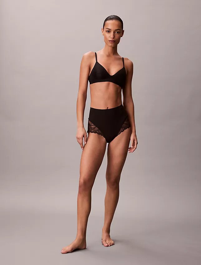 Sinnlicher Stretch-Spitzen-Slip Sinnlicher Stretch-Spitzen-Slip