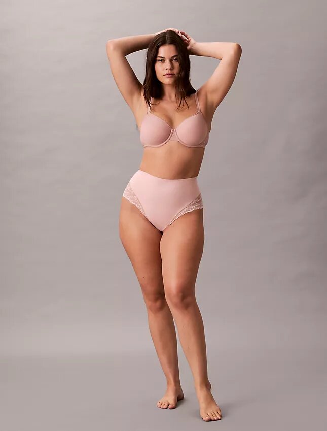 Sinnlicher Stretch-Spitzen-Slip Sinnlicher Stretch-Spitzen-Slip