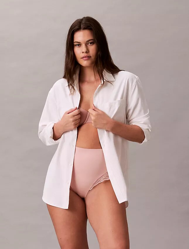 Sinnlicher Stretch-Spitzen-Slip Sinnlicher Stretch-Spitzen-Slip