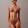 Sinnlicher, Unlined Vollschalen-BH aus Stretch-Spitze Sinnlicher, Unlined Vollschalen-BH aus Stretch-Spitze