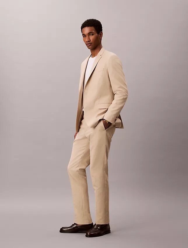 Slim-Fit-Blazer aus Leinenmischung Slim-Fit-Blazer aus Leinenmischung