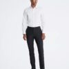 Slim-Fit-Hemd aus Baumwolle mit Fischgrätenmuster Slim-Fit-Hemd aus Baumwolle mit Fischgrätenmuster