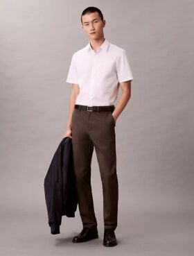 Slim-Fit-Hemd aus Cotton Stretch mit Knopfleiste