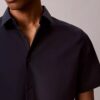 Slim-Fit-Hemd aus Cotton Stretch mit Knopfleiste