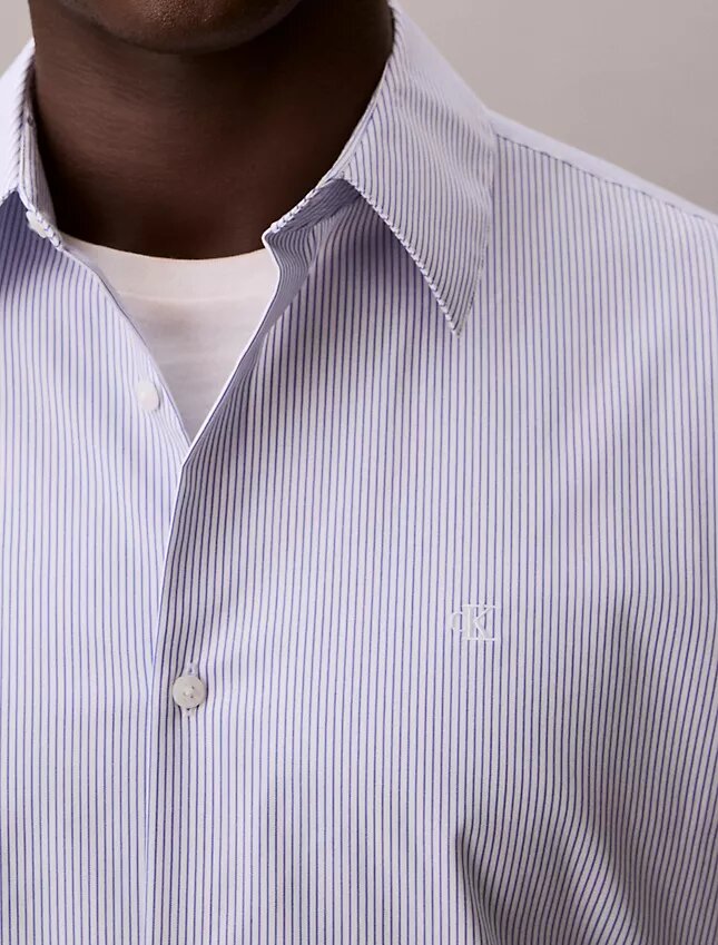 Slim-Fit-Hemd aus Cotton Stretch mit Streifenmuster Slim-Fit-Hemd aus Cotton Stretch mit Streifenmuster