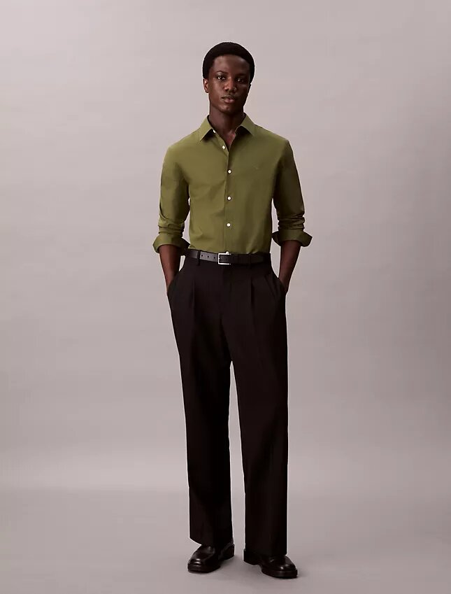 Slim-Fit-Hemd aus Cotton Stretch-Popeline Slim-Fit-Hemd aus Cotton Stretch-Popeline