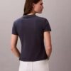 Slim-Fit-T-Shirt mit erhabener Schriftzug-Grafik Slim-Fit-T-Shirt mit erhabener Schriftzug-Grafik
