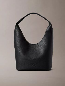 Slouchy-Tasche mit Kieselstruktur Slouchy-Tasche mit Kieselstruktur