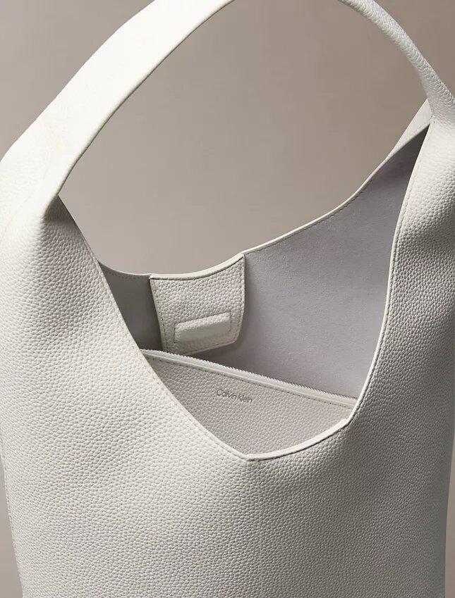 Slouchy-Tasche mit Kieselstruktur Slouchy-Tasche mit Kieselstruktur