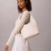 Slouchy-Tasche mit Kieselstruktur Slouchy-Tasche mit Kieselstruktur