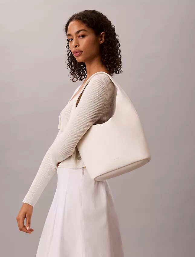 Slouchy-Tasche mit Kieselstruktur Slouchy-Tasche mit Kieselstruktur
