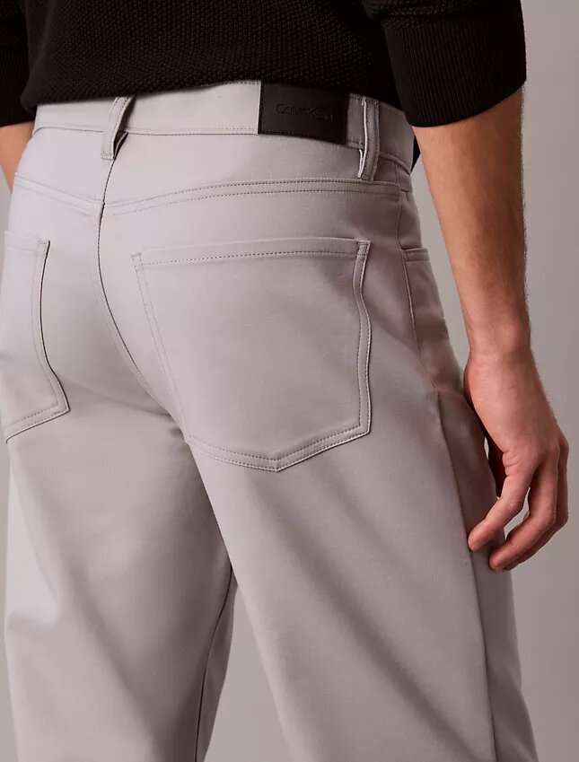Standard-Hose mit geradem Schnitt und Stretch, 5-Pocket Standard-Hose mit geradem Schnitt und Stretch, 5-Pocket