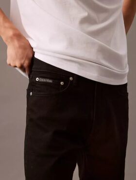 Standard-Jeans mit geradem Schnitt
