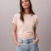 Standard-Logo-T-Shirt mit geradem Schnitt und Rundhalsausschnitt