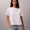 Standard-Logo-T-Shirt mit geradem Schnitt und Rundhalsausschnitt