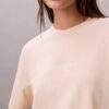 Standard-Logo-T-Shirt mit geradem Schnitt und Rundhalsausschnitt