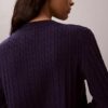 Strickjacke mit Zopfmuster Strickjacke mit Zopfmuster