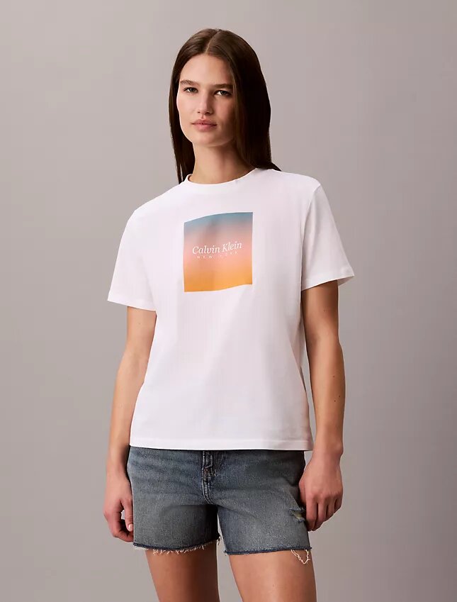 Sunset Graphic Classic T-Shirt Sunset Graphic Classic T-Shirt