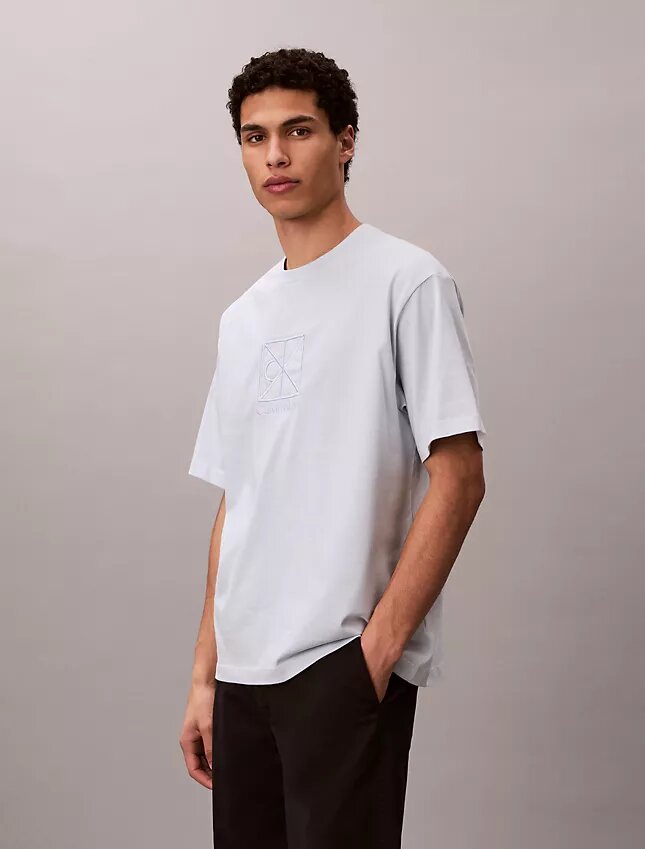 T-Shirt mit Emblem-Logo und lockerer Passform T-Shirt mit Emblem-Logo und lockerer Passform