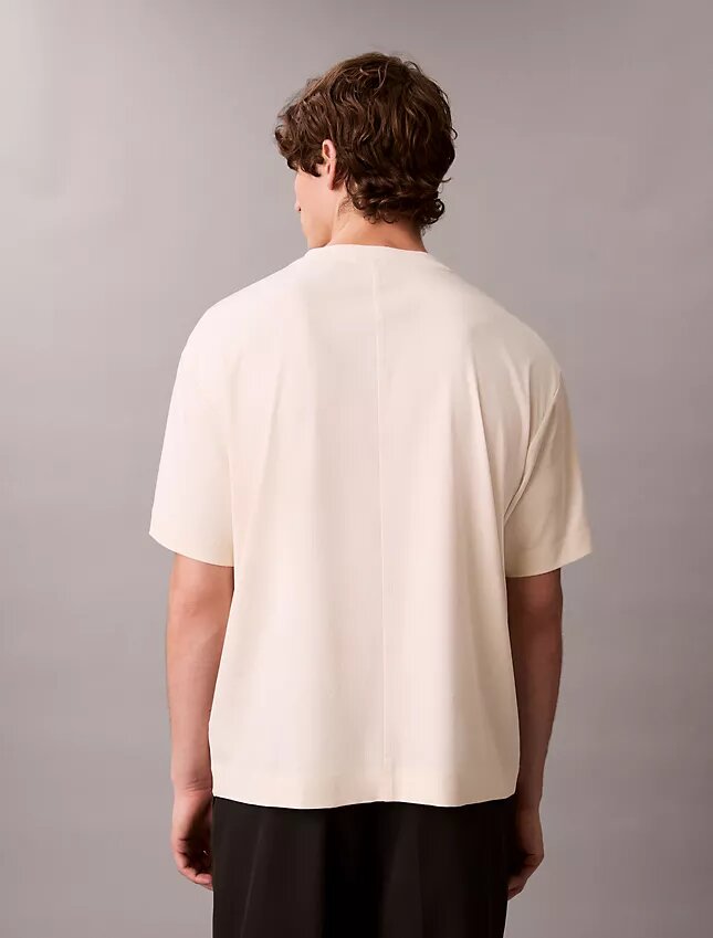 T-Shirt mit Emblem-Logo und lässigem Schnitt T-Shirt mit Emblem-Logo und lässigem Schnitt