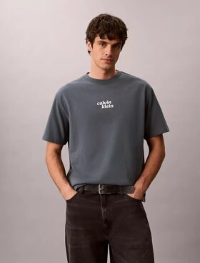 T-Shirt mit gesticktem 1989-Logo und lockerer Passform