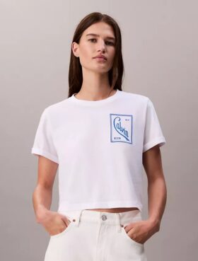 T-Shirt mit Schriftzug-Logo, kurz geschnitten und kastenförmig