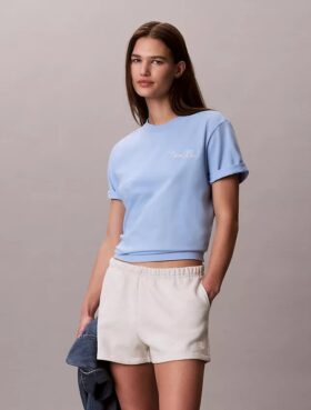 T-Shirt mit Schriftzug von Calvin Klein in Schreibschrift