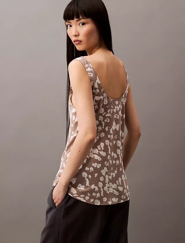 Tanktop mit fließendem Print Tanktop mit fließendem Print