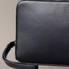 Tasche mit geprägtem Monogram Tasche mit geprägtem Monogram
