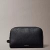 Toilettenartikel-Tasche mit Kieselstruktur Toilettenartikel-Tasche mit Kieselstruktur
