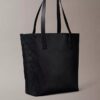 Tote-Bag mit durchgehendem Emblem-Logo Tote-Bag mit durchgehendem Emblem-Logo