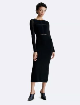 Transparentes Maxikleid mit Cut-outs am Rücken
