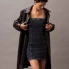 Trägerloses Denim-Minikleid Trägerloses Denim-Minikleid