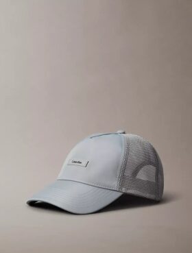 Trucker-Baseballkappe mit Standard-Logo
