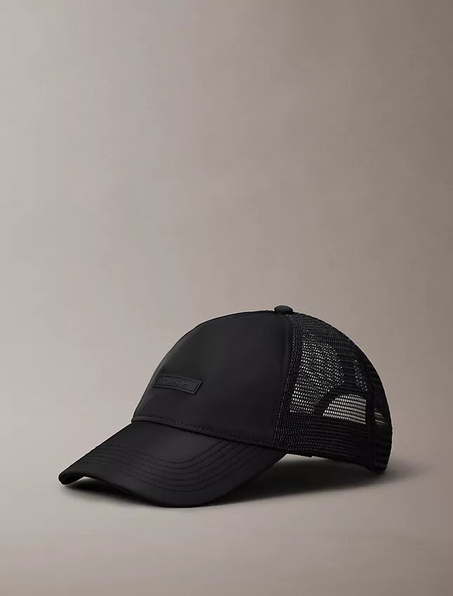 Trucker-Baseballkappe mit Standard-Logo Trucker-Baseballkappe mit Standard-Logo