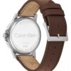 Uhr mit Emblem-Zifferblatt und Lederarmband Uhr mit Emblem-Zifferblatt und Lederarmband