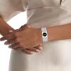 Uhr mit geometrischem Zifferblatt und Mesh-Armband Uhr mit geometrischem Zifferblatt und Mesh-Armband