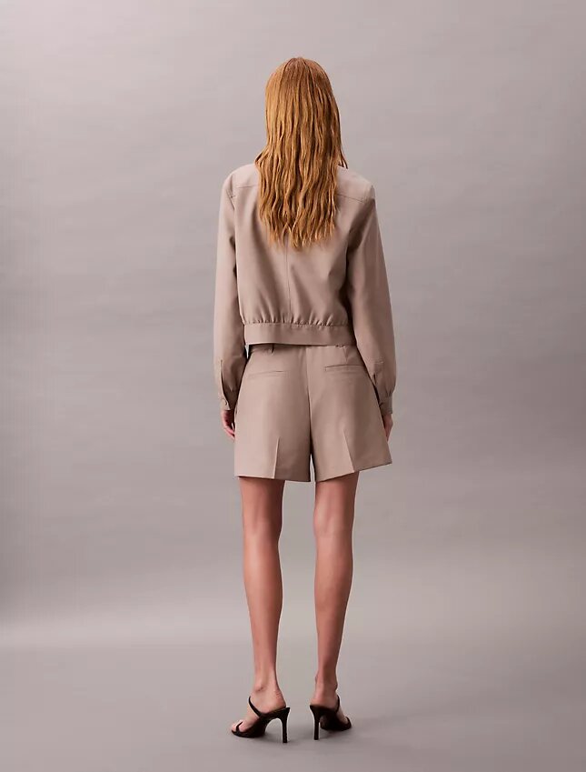 Utility-Shorts aus Wollmischung mit Fischgrätenmuster Utility-Shorts aus Wollmischung mit Fischgrätenmuster