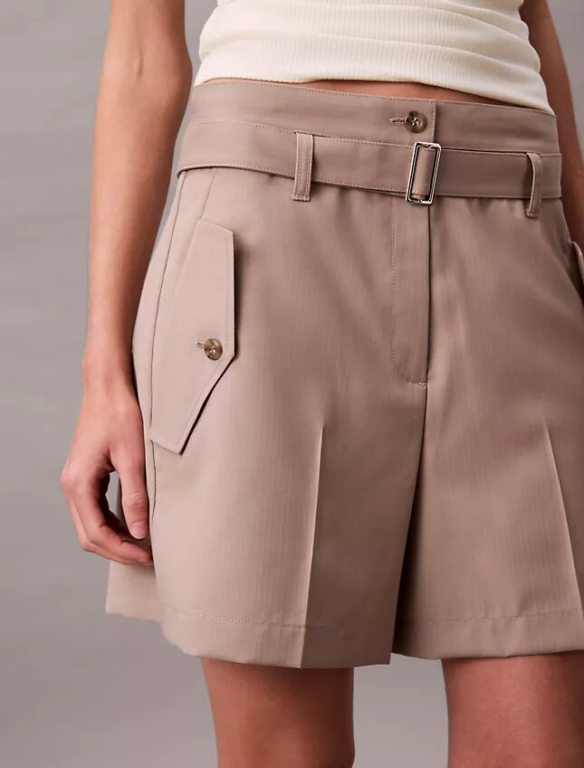 Utility-Shorts aus Wollmischung mit Fischgrätenmuster Utility-Shorts aus Wollmischung mit Fischgrätenmuster
