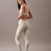Weiche Stretch-Sport-Leggings in 7/8-Länge Weiche Stretch-Sport-Leggings in 7/8-Länge