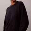 Weicher, locker sitzender Pullover mit Monogram Weicher, locker sitzender Pullover mit Monogram
