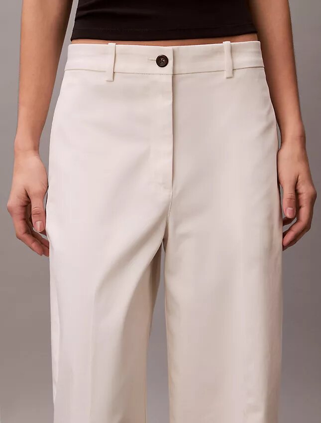 Weite Chino-Hose Weite Chino-Hose